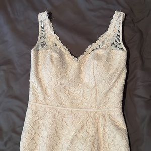 Sz 0 David’s Bridal lace dress